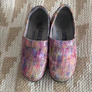 Grey’s Anatomy Pink and Purple Soft Walk shoes